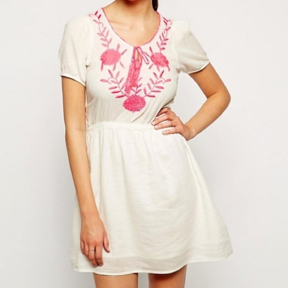 D.Ra Sayuri Ivory Embroidered Mini Dress M View 2